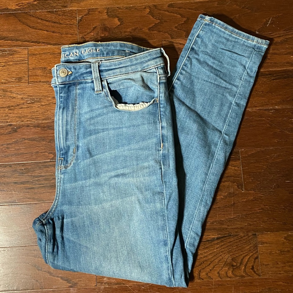 American Eagle | Super High Rise | Jegging
